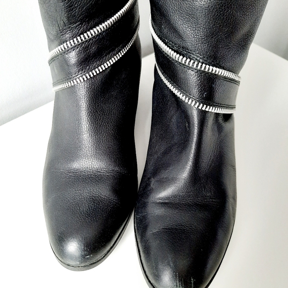 Michael Kors Leather boots with zipper design - Picture 2 of 10
